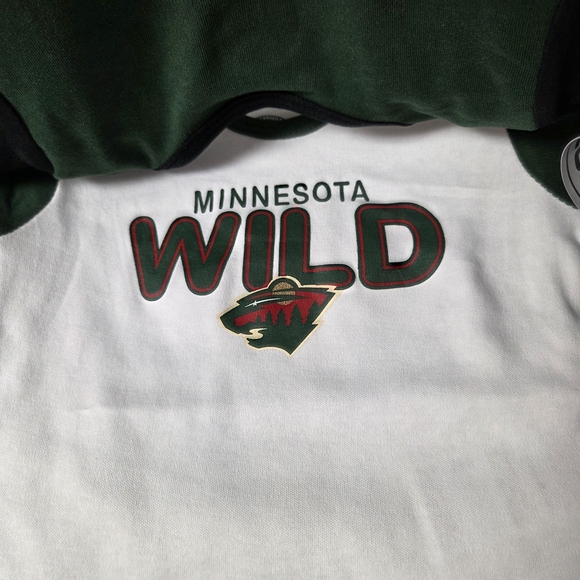 NHL‎ 12 Months Minnesota Wild 3 Pack Onesies - Picture 3 of 5